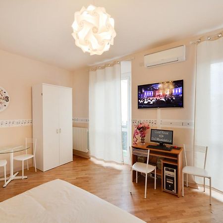 Dal Musicista Hotel San Remo Buitenkant foto